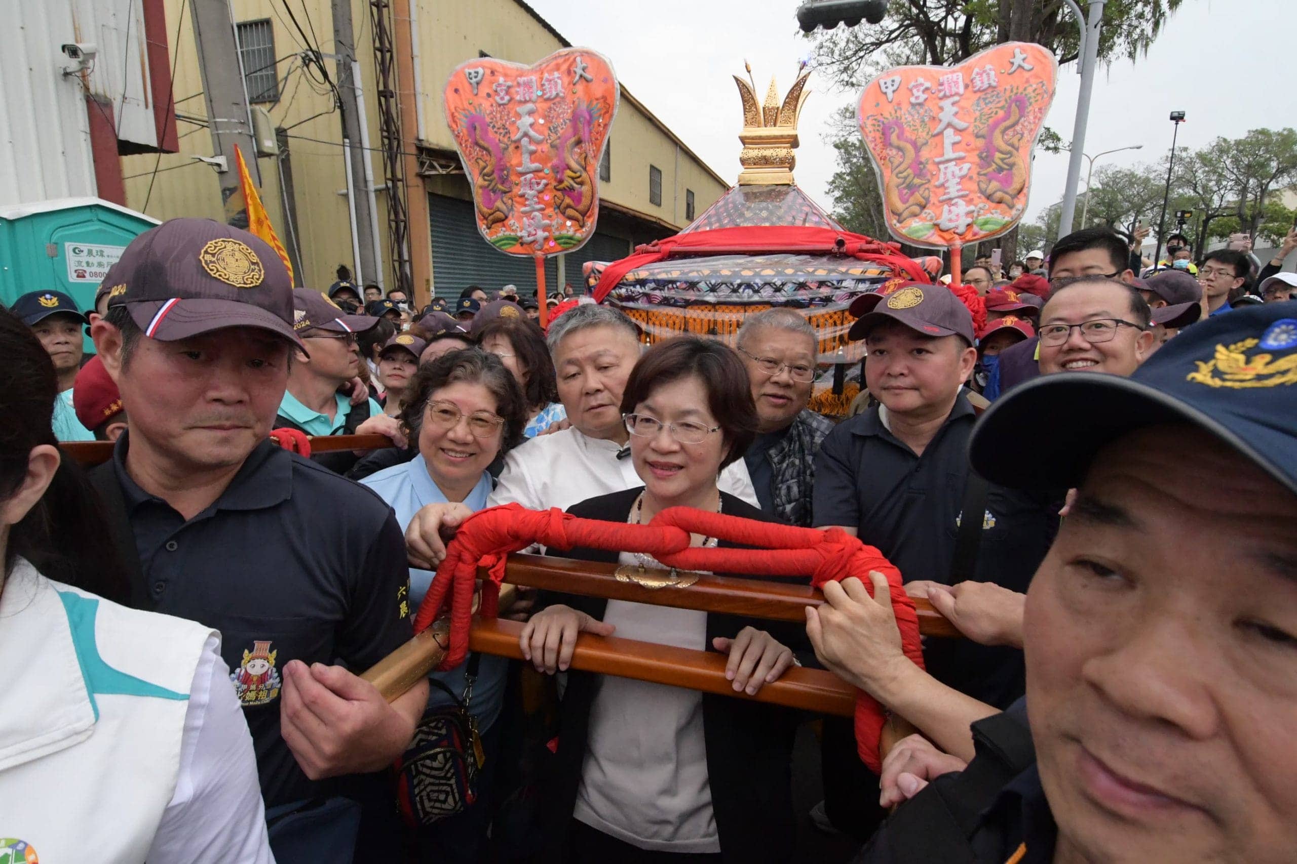 大甲媽抵達彰化 縣長王惠美接駕（圖：彰化縣政府新聞處 提供）